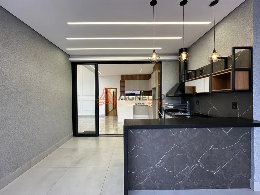 Casa com 3 quartos à venda, 175m2 em Residencial Colina do Espraiado, Franca - SP - imagem 4 Foto 4 de Casa com 3 quartos à venda, 175m2 em Residencial Colina do Espraiado, Franca - SP