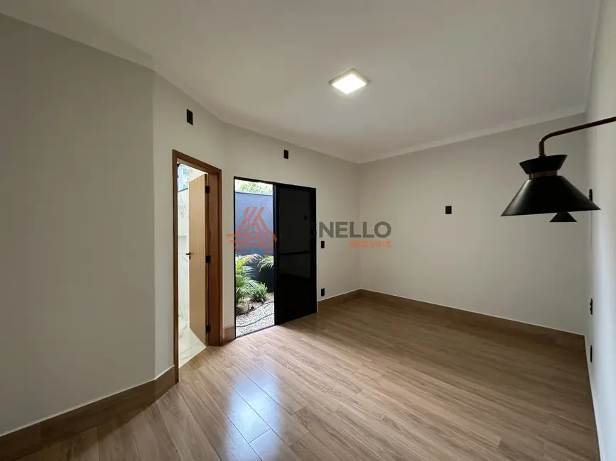 Foto 7 de Casa com 3 quartos à venda, 105m2 em Jardim Três Colinas, Franca - SP