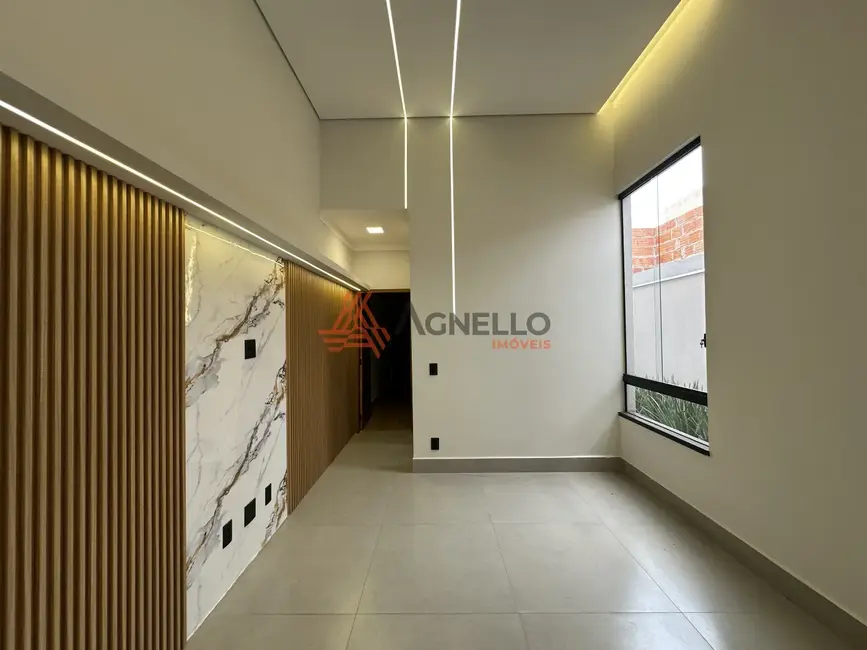 Foto 4 de Casa com 3 quartos à venda, 105m2 em Jardim Três Colinas, Franca - SP