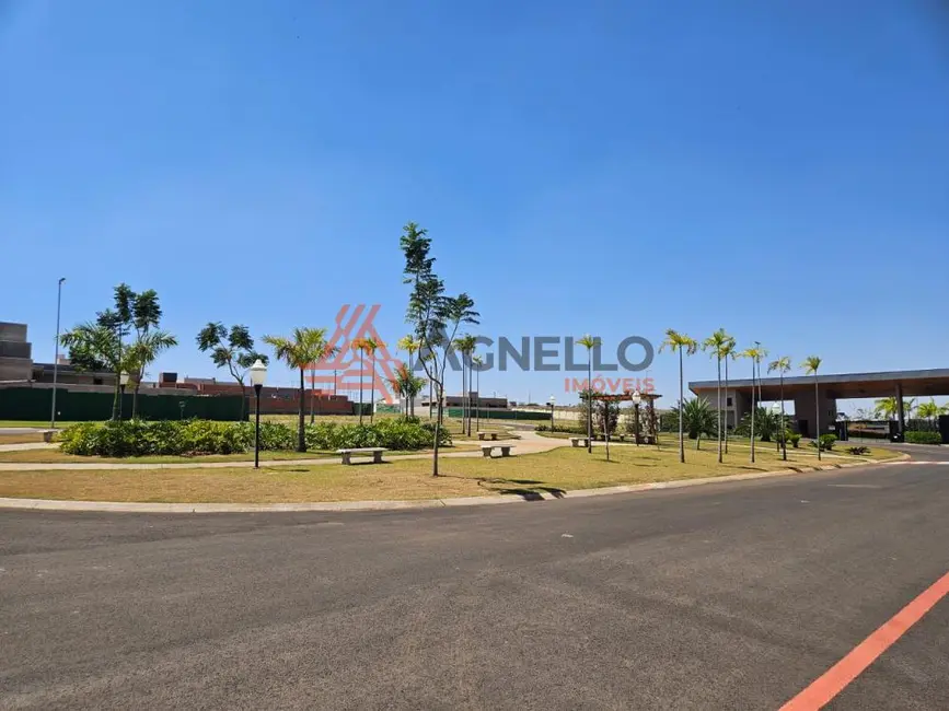 Foto 5 de Terreno / Lote à venda, 373m2 em Cristais Paulista - SP