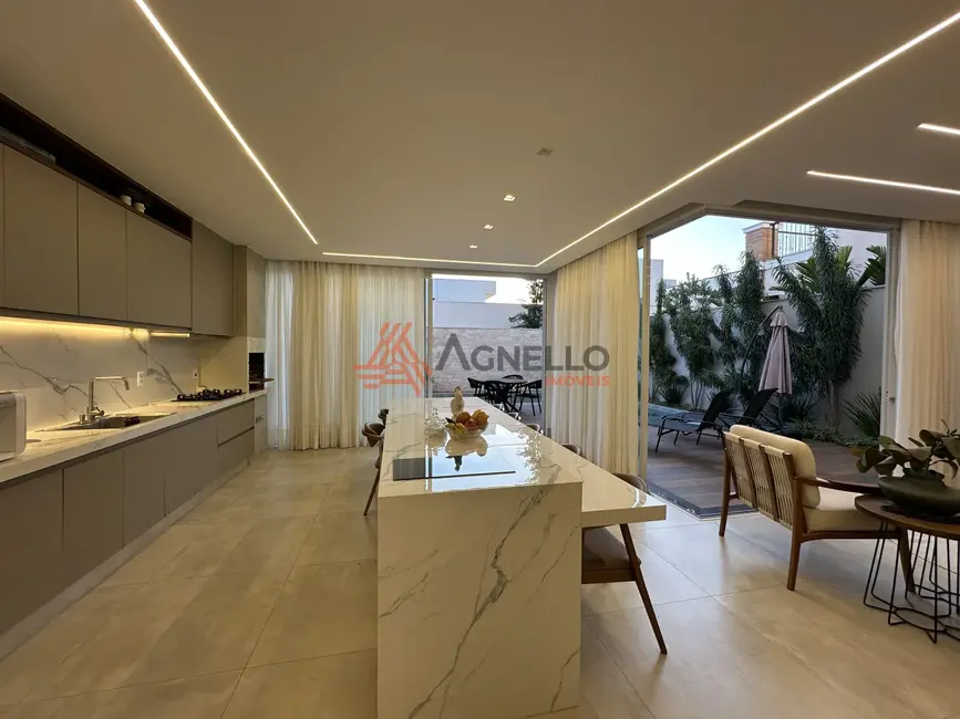 Foto 5 de Casa de Condomínio com 3 quartos à venda, 224m2 em Residencial Olivito, Franca - SP