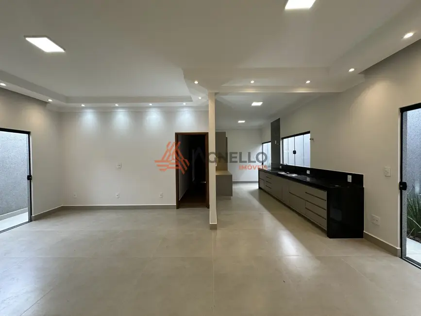 Casa com 3 quartos à venda, 151m2 em Residencial Colina do Espraiado, Franca - SP - imagem 2 Foto 2 de Casa com 3 quartos à venda, 151m2 em Residencial Colina do Espraiado, Franca - SP