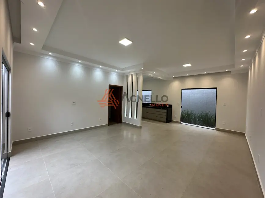 Casa com 3 quartos à venda, 151m2 em Residencial Colina do Espraiado, Franca - SP - imagem 1 Foto 1 de Casa com 3 quartos à venda, 151m2 em Residencial Colina do Espraiado, Franca - SP