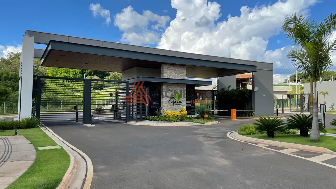 Foto 1 de Terreno / Lote à venda, 414m2 em Franca - SP