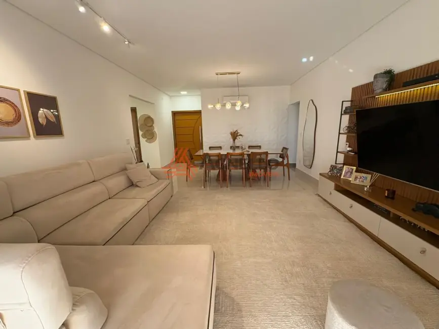 Foto 3 de Apartamento com 3 quartos à venda, 165m2 em Vila Santos Dumont, Franca - SP