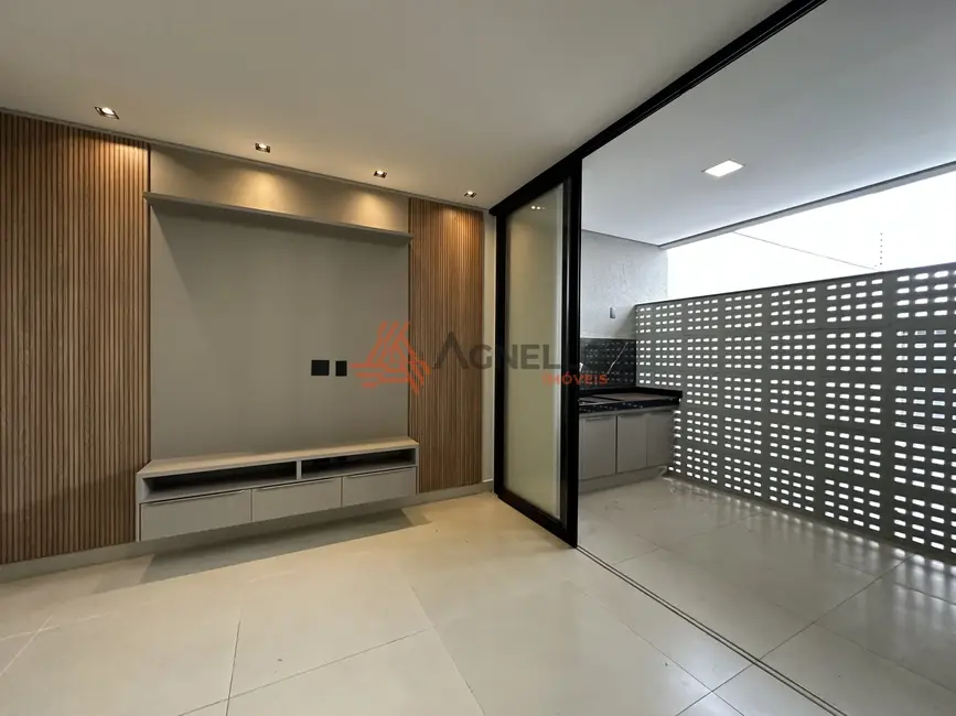 Foto 1 de Apartamento com 2 quartos à venda, 97m2 em Franca - SP