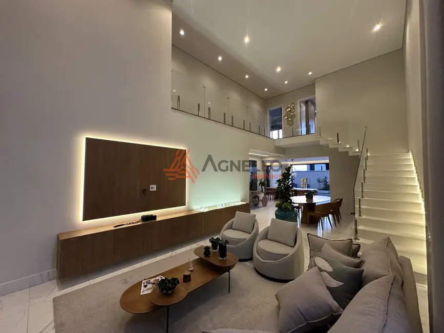 Casa de Condomínio com 4 quartos à venda, 275m2 em Residencial Olivito, Franca - SP - imagem 2 Foto 2 de Casa de Condomínio com 4 quartos à venda, 275m2 em Residencial Olivito, Franca - SP