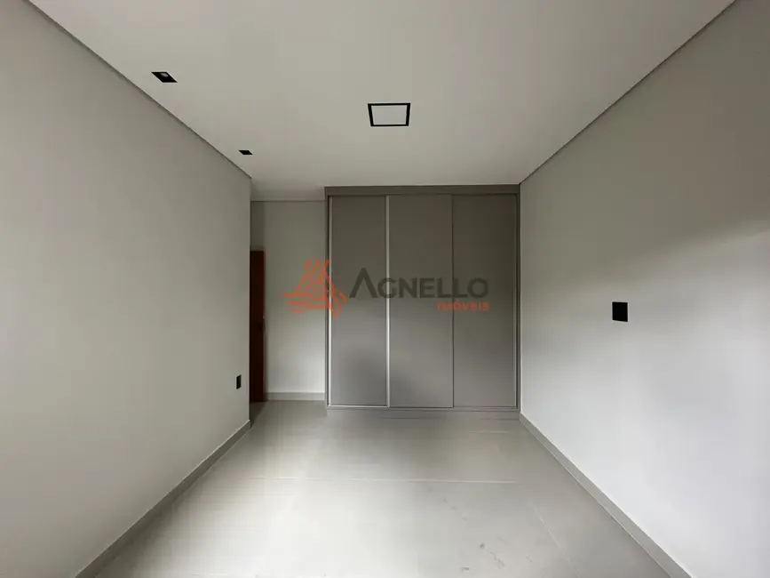 Foto 6 de Apartamento com 3 quartos à venda, 100m2 em Jardim Piratininga, Franca - SP