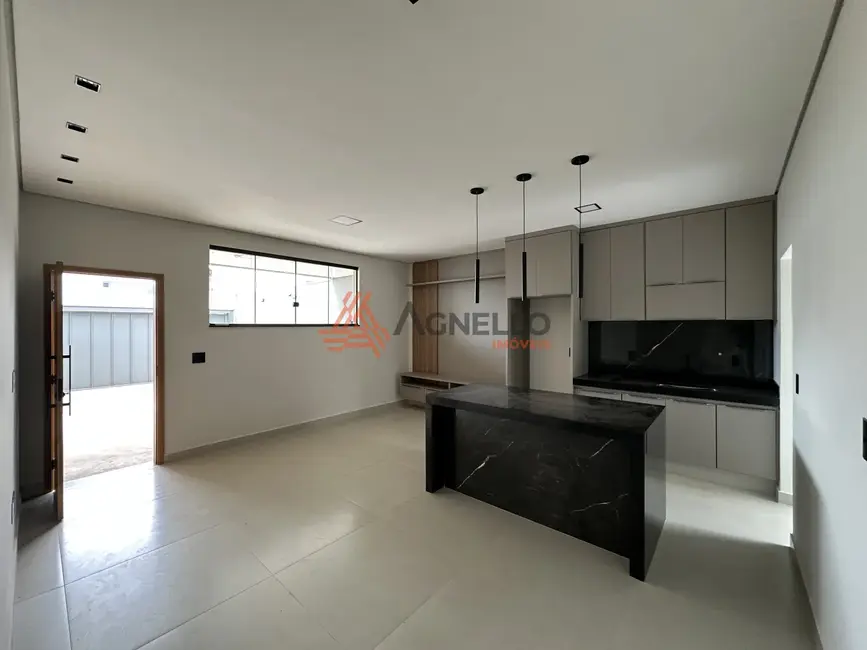 Apartamento com 3 quartos à venda, 100m2 em Jardim Piratininga, Franca - SP - imagem 3 Foto 3 de Apartamento com 3 quartos à venda, 100m2 em Jardim Piratininga, Franca - SP