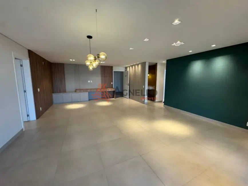 Foto 1 de Apartamento com 3 quartos à venda, 180m2 em Centro, Franca - SP