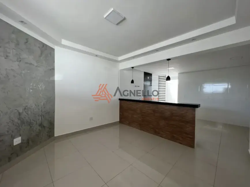 Foto 1 de Apartamento com 2 quartos à venda, 75m2 em Jardim Santa Lúcia, Franca - SP