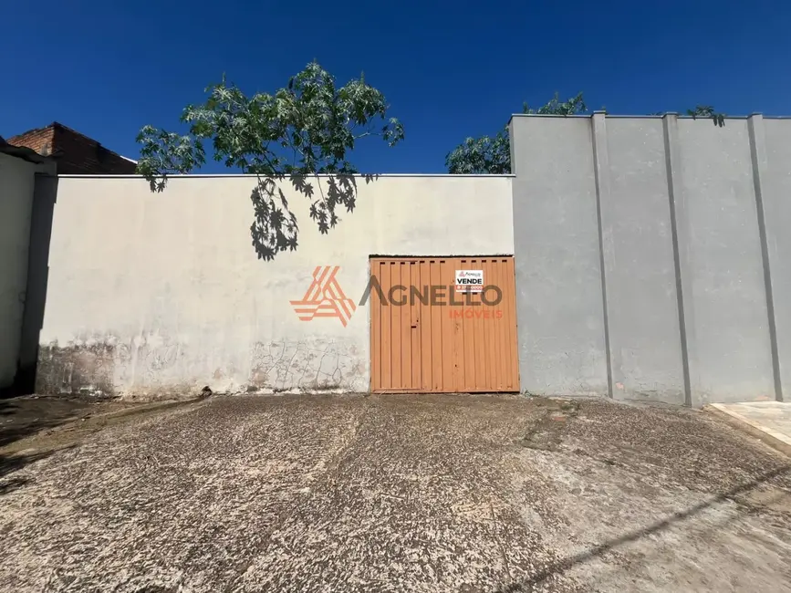 Foto 1 de Terreno / Lote à venda, 460m2 em São José, Franca - SP