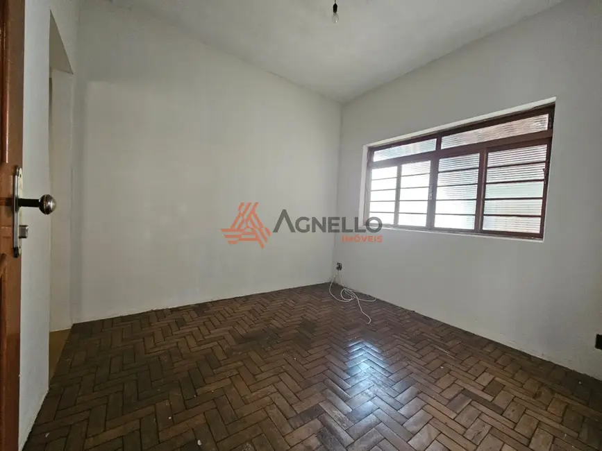 Foto 2 de Casa com 2 quartos à venda, 100m2 em Prolongamento Jardim Lima, Franca - SP