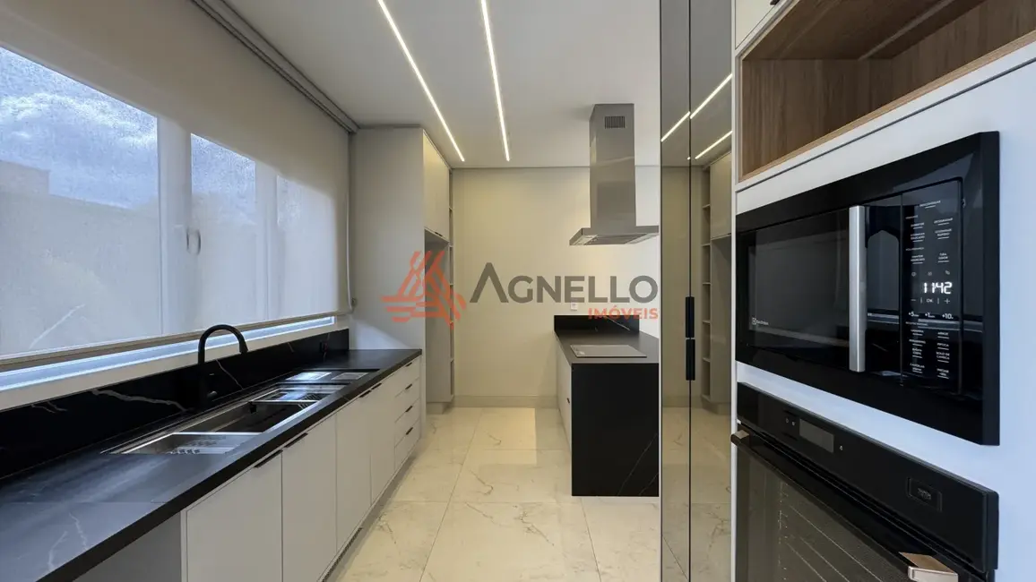 Foto 9 de Casa de Condomínio com 4 quartos à venda, 319m2 em Village Santa Georgina, Franca - SP