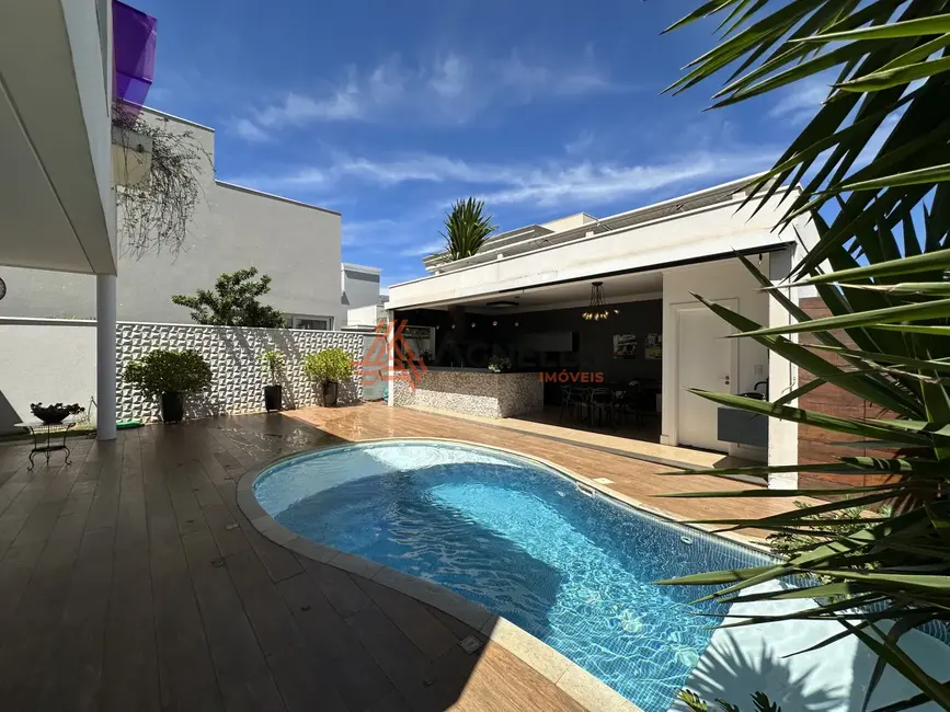 Casa de Condomínio com 3 quartos à venda, 288m2 em Villa Toscana, Franca - SP - imagem 2 Foto 2 de Casa de Condomínio com 3 quartos à venda, 288m2 em Villa Toscana, Franca - SP