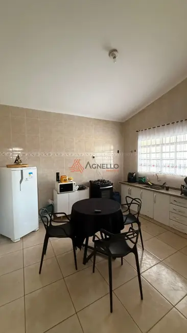 Foto 2 de Casa com 2 quartos à venda, 163m2 em Vila Santa Rita, Franca - SP