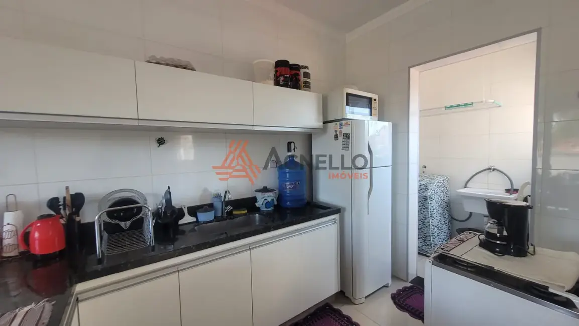 Foto 3 de Apartamento com 2 quartos à venda, 74m2 em São José, Franca - SP
