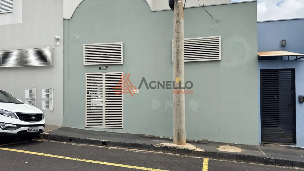 Foto 1 de Sala Comercial para alugar, 107m2 em Centro, Franca - SP