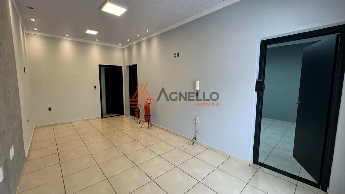 Foto 2 de Sala Comercial para alugar, 107m2 em Centro, Franca - SP
