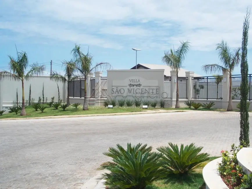 Foto 2 de Terreno / Lote à venda, 454m2 em Villa São Vicente, Franca - SP