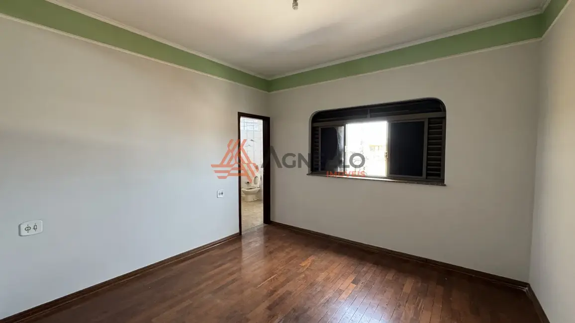 Foto 9 de Armazém / Galpão à venda, 263m2 em Vila Nicácio, Franca - SP