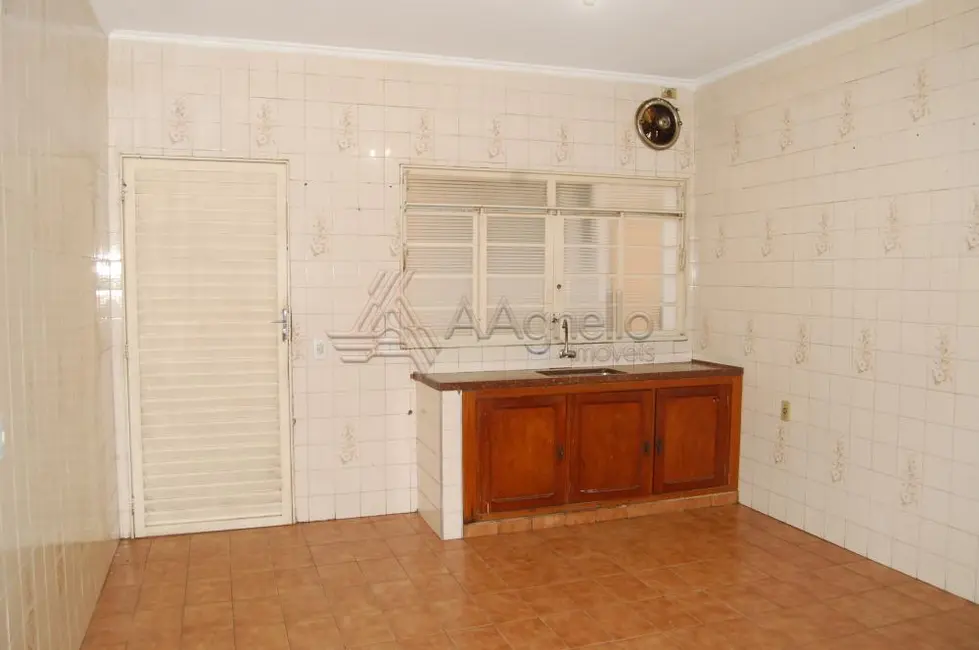 Casa com 3 quartos à venda, 114m2 em Jardim Consolação, Franca - SP - imagem 8 Foto 8 de Casa com 3 quartos à venda, 114m2 em Jardim Consolação, Franca - SP