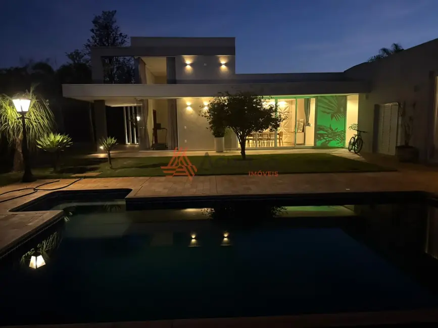 Foto 5 de Casa de Condomínio com 3 quartos para alugar, 420m2 em Cristais Paulista - SP