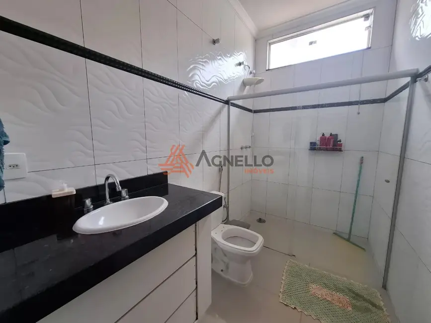 Foto 9 de Casa com 3 quartos à venda, 180m2 em Jardim Elisa, Franca - SP