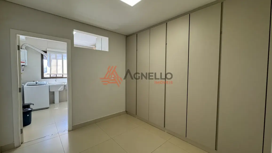 Foto 4 de Apartamento com 4 quartos à venda, 258m2 em Centro, Franca - SP