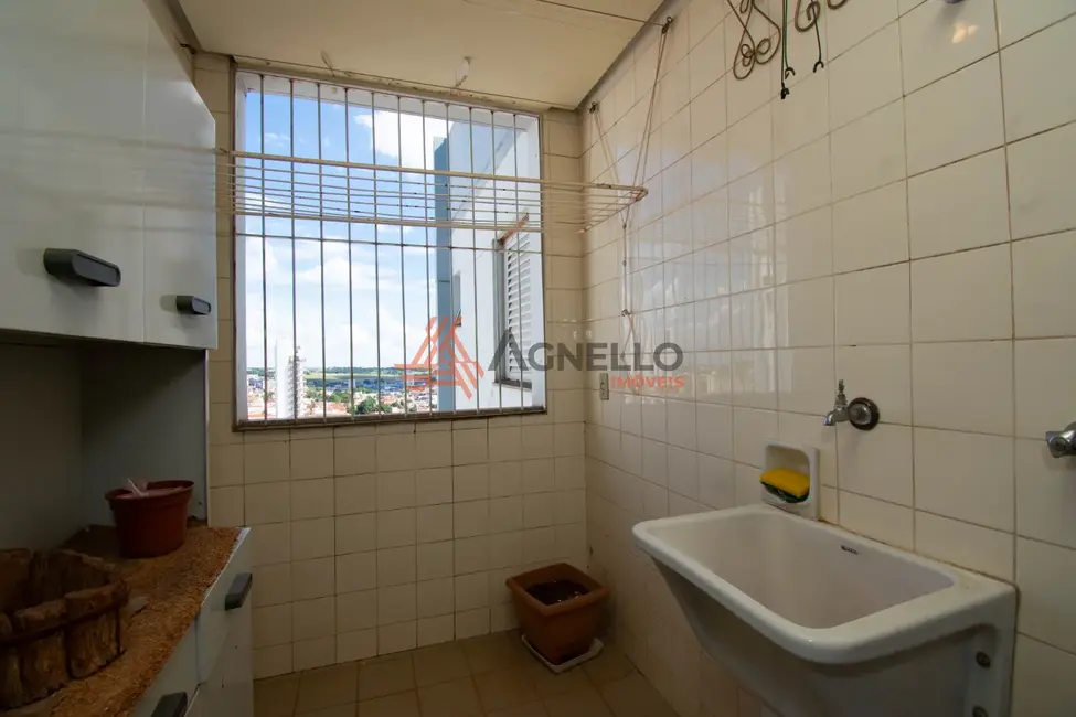 Foto 4 de Apartamento com 3 quartos à venda, 196m2 em Centro, Franca - SP