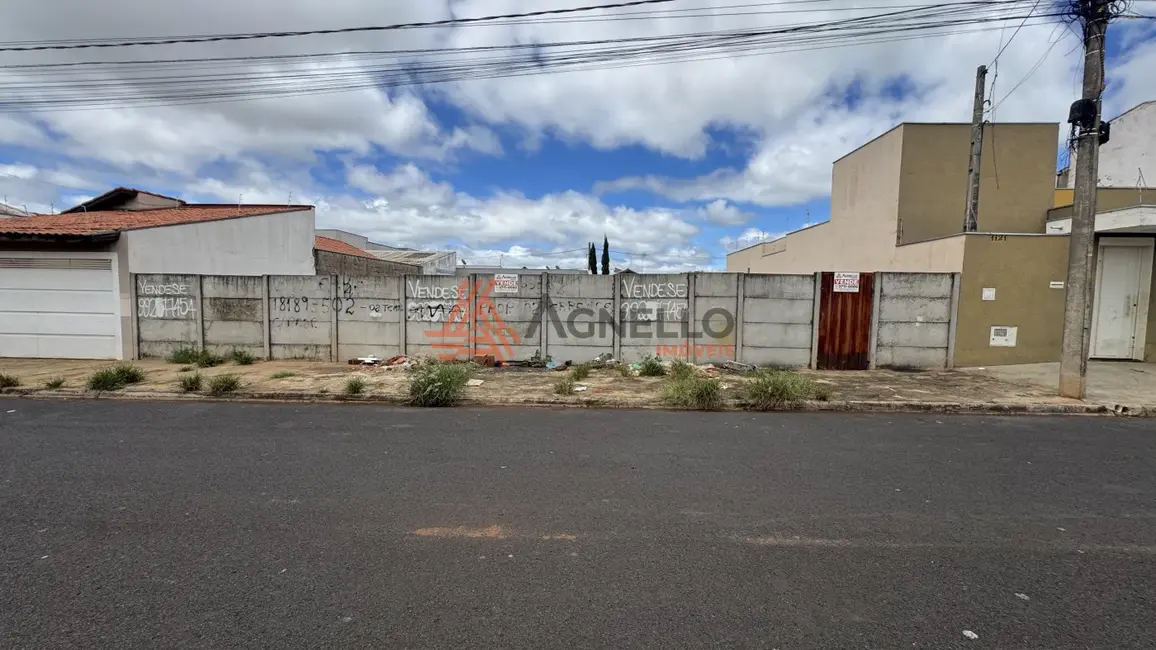 Foto 1 de Terreno / Lote à venda, 210m2 em Residencial Meireles, Franca - SP