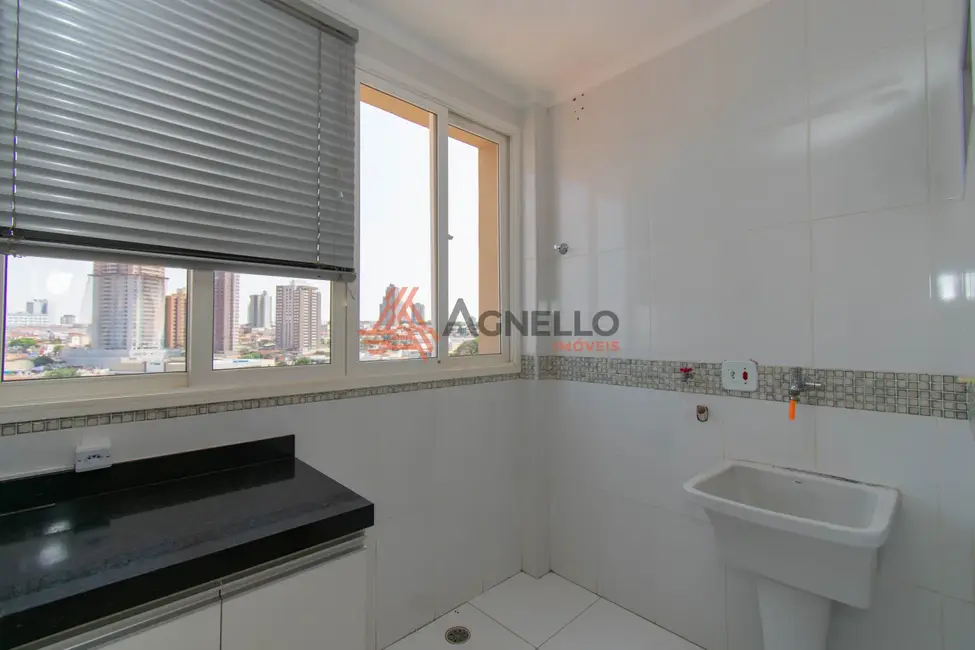 Foto 8 de Apartamento com 3 quartos à venda, 130m2 em São José, Franca - SP