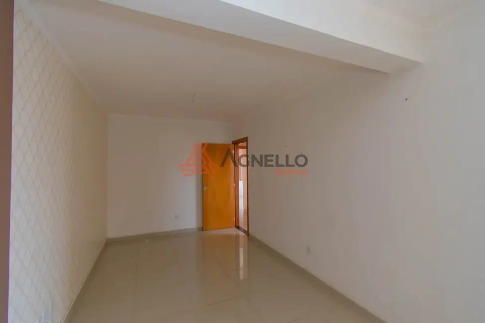 Foto 3 de Apartamento com 3 quartos à venda, 130m2 em São José, Franca - SP