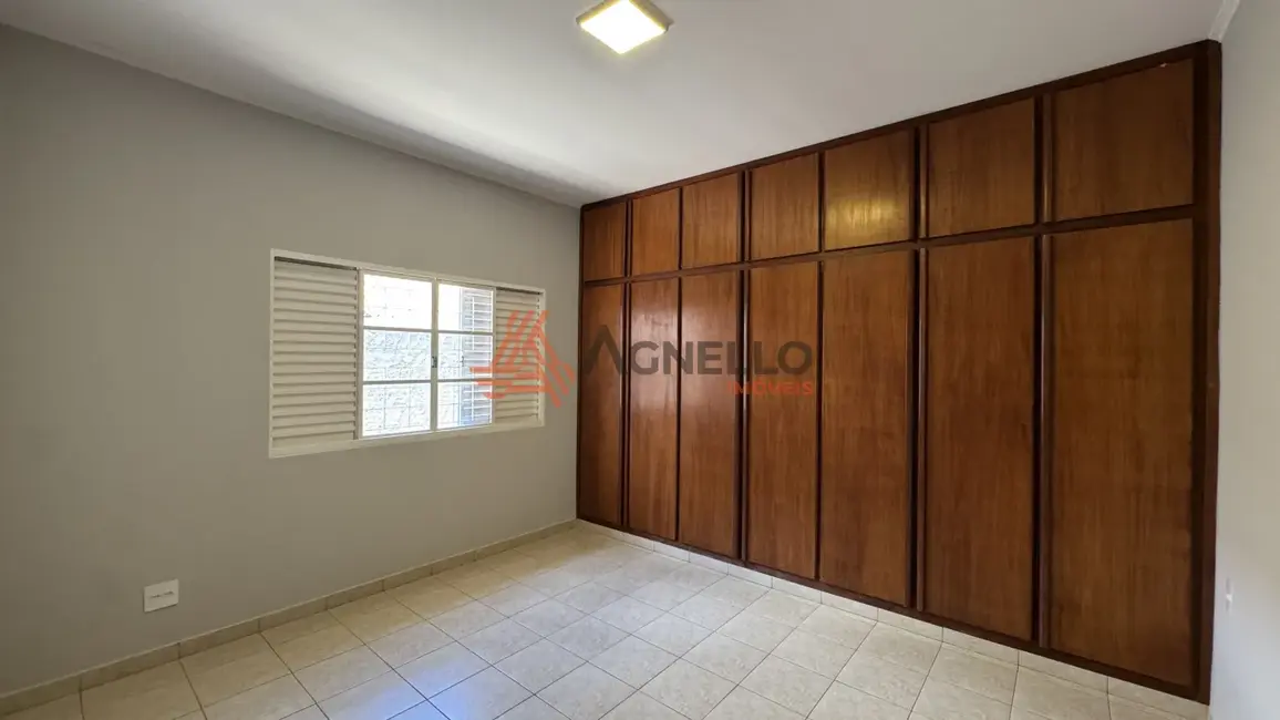 Foto 4 de Casa com 3 quartos à venda, 205m2 em Parque dos Lima, Franca - SP