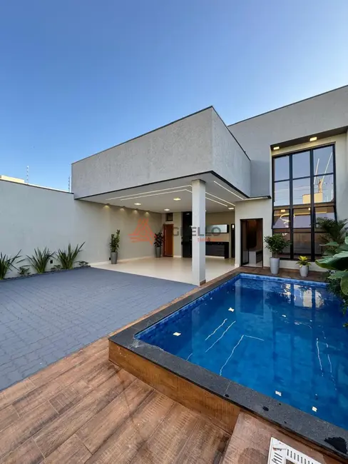 Foto 1 de Casa com 3 quartos à venda, 170m2 em Franca - SP