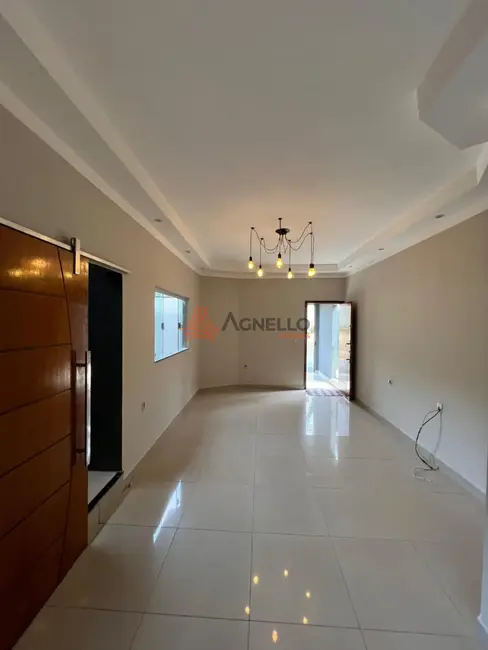 Foto 1 de Casa com 3 quartos à venda, 102m2 em Parque Moema, Franca - SP