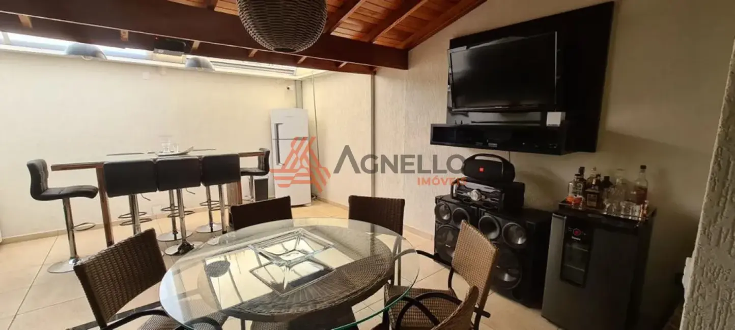 Foto 2 de Casa com 3 quartos à venda, 155m2 em Esplanada Primo Meneghetti, Franca - SP