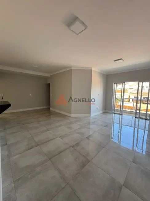 Foto 1 de Apartamento com 3 quartos à venda, 100m2 em Centro, Franca - SP