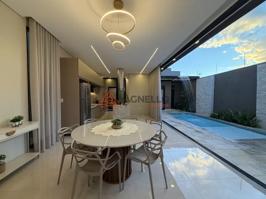 Foto 4 de Casa com 3 quartos à venda, 200m2 em Jardim Integração, Franca - SP