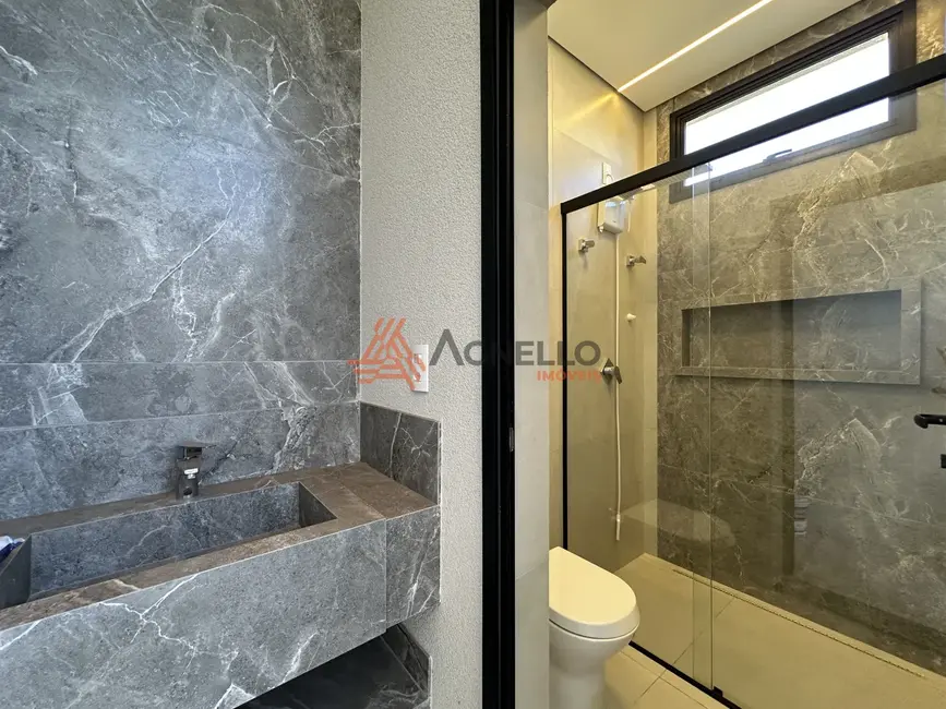 Foto 2 de Casa de Condomínio com 3 quartos à venda, 186m2 em Village Santa Georgina, Franca - SP