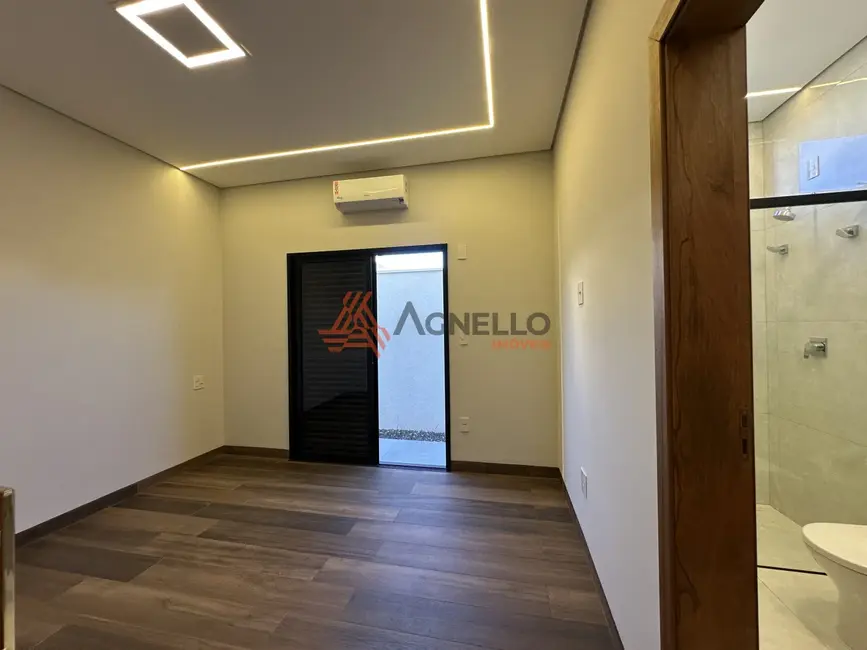 Foto 8 de Casa de Condomínio com 3 quartos à venda, 186m2 em Village Santa Georgina, Franca - SP