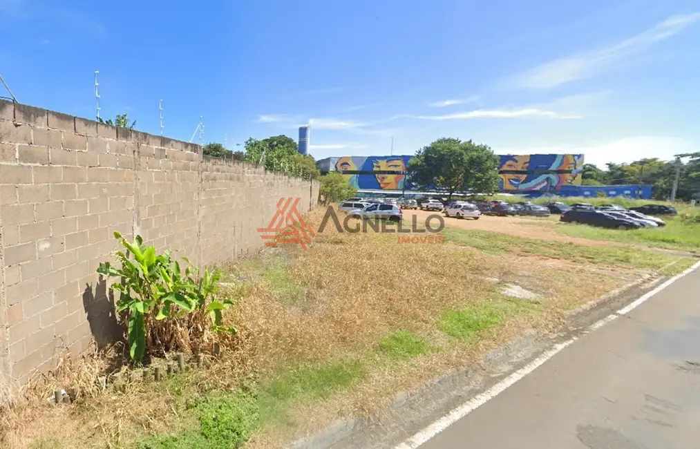 Foto 1 de Terreno / Lote à venda, 838m2 em Franca - SP