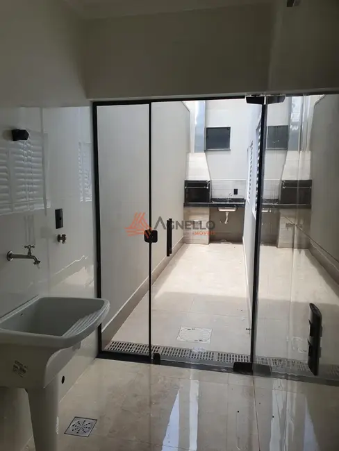 Foto 5 de Apartamento com 2 quartos à venda, 72m2 em Jardim Santa Lúcia, Franca - SP