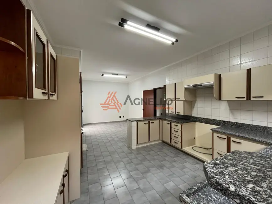 Foto 5 de Casa com 3 quartos à venda, 185m2 em São Joaquim, Franca - SP