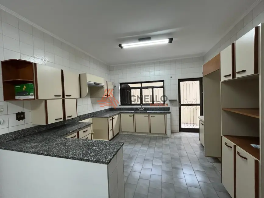 Foto 4 de Casa com 3 quartos à venda, 185m2 em São Joaquim, Franca - SP