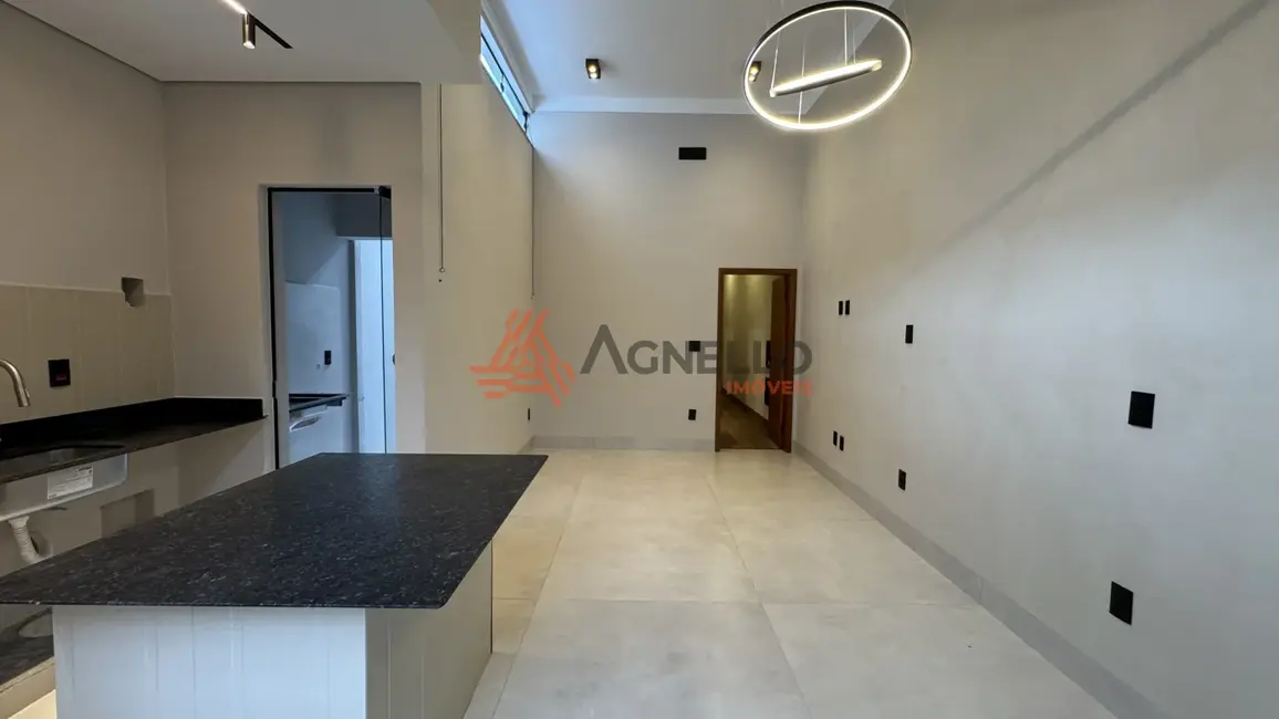 Foto 3 de Casa com 3 quartos à venda, 106m2 em Parque Moema, Franca - SP