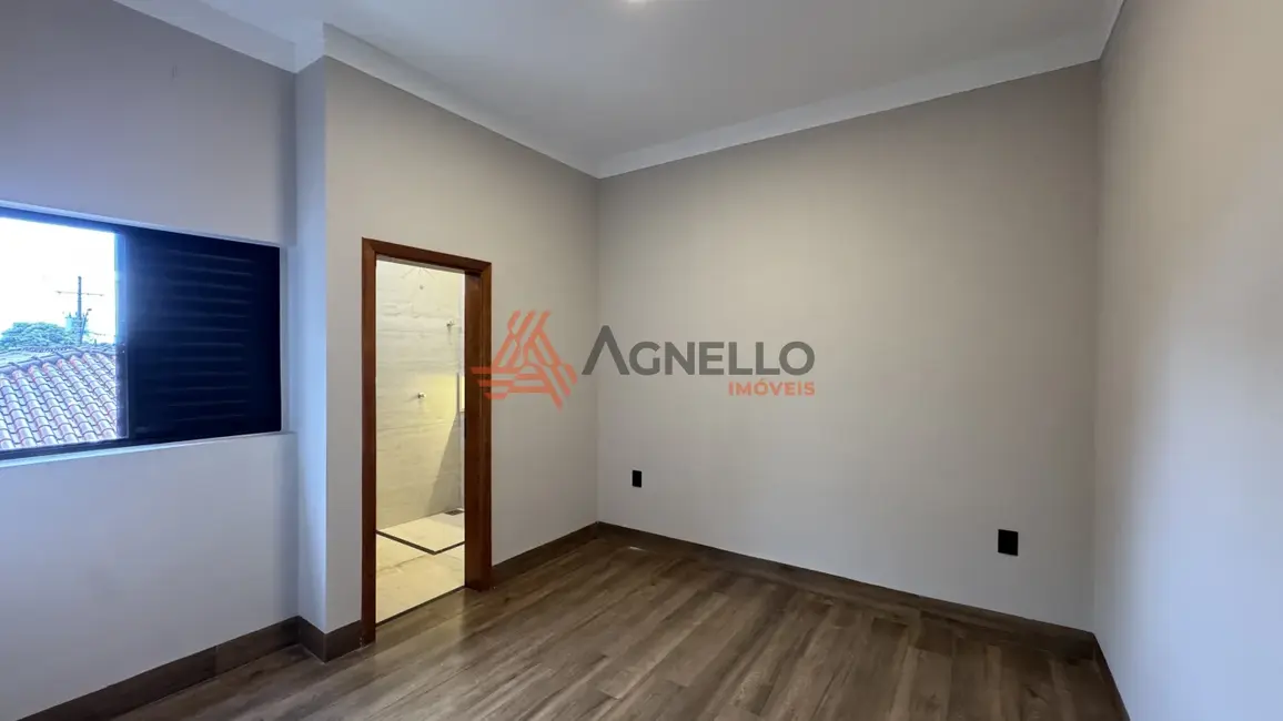 Foto 9 de Apartamento com 2 quartos à venda, 75m2 em Vila Scarabucci, Franca - SP