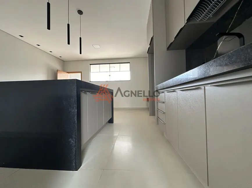 Apartamento com 3 quartos à venda, 100m2 em Jardim Piratininga, Franca - SP - imagem 3 Foto 3 de Apartamento com 3 quartos à venda, 100m2 em Jardim Piratininga, Franca - SP