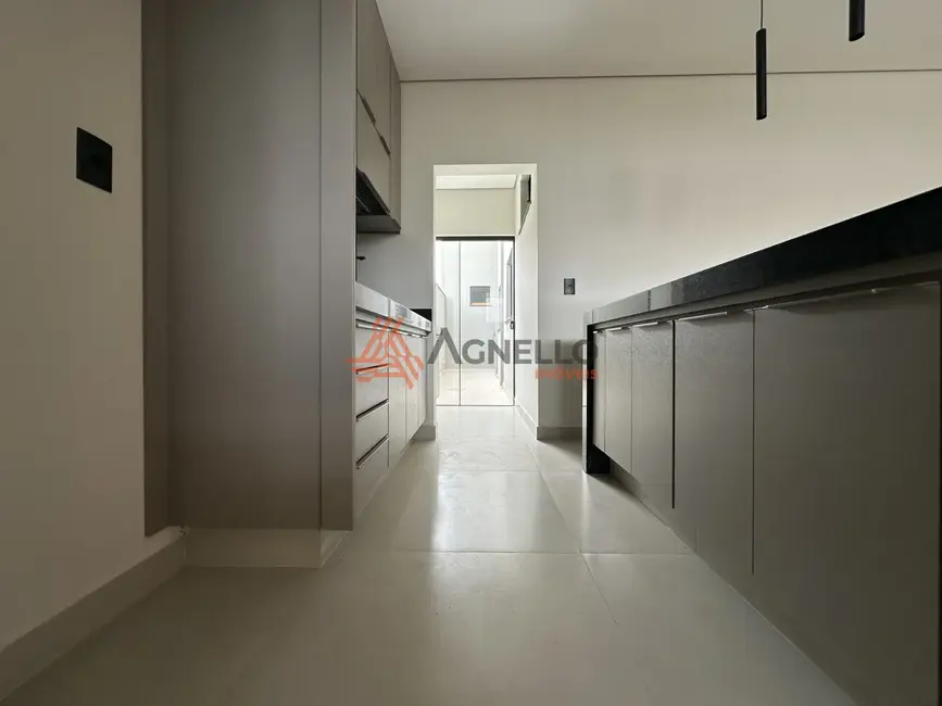 Foto 4 de Apartamento com 3 quartos à venda, 100m2 em Jardim Piratininga, Franca - SP