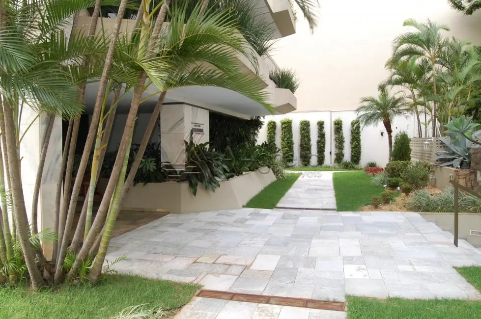 Foto 2 de Apartamento com 3 quartos à venda, 342m2 em Centro, Franca - SP